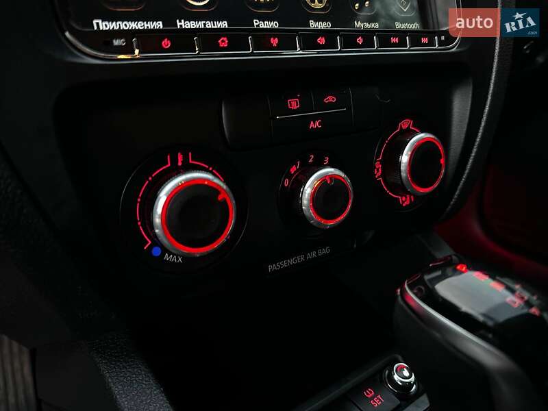 Седан Volkswagen Jetta 2012 в Харкові