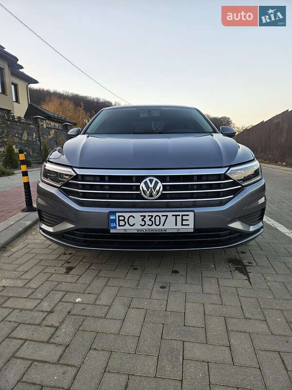 Седан Volkswagen Jetta 2018 в Львове