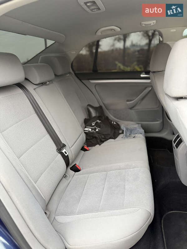 Седан Volkswagen Jetta 2007 в Умани фото 8 Седан Volkswagen Jetta 2007 в Умани