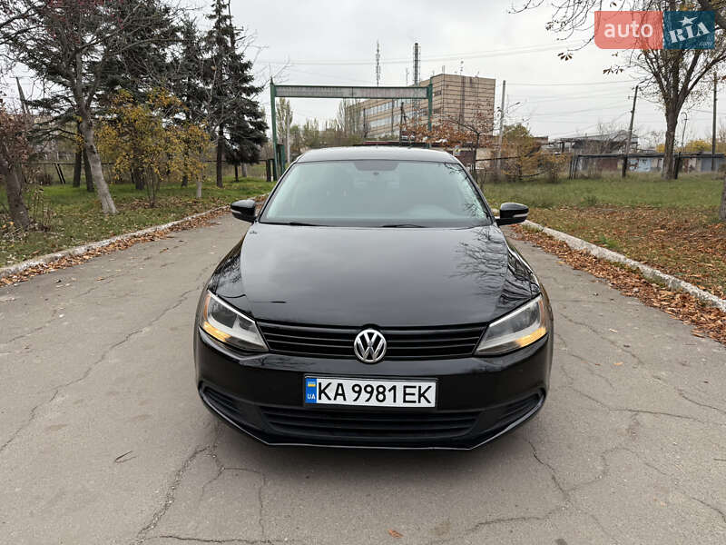 Седан Volkswagen Jetta 2013 в Кривому Розі фото 2 Седан Volkswagen Jetta 2013 в Кривому Розі