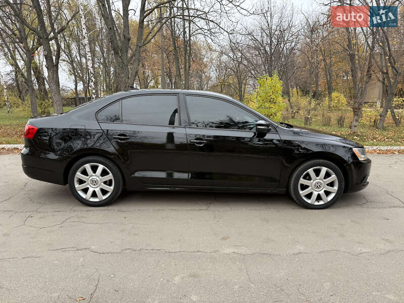 Седан Volkswagen Jetta 2013 в Кривому Розі фото 3 Седан Volkswagen Jetta 2013 в Кривому Розі
