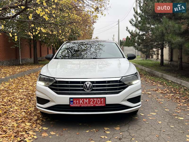 Седан Volkswagen Jetta 2019 в Дніпрі