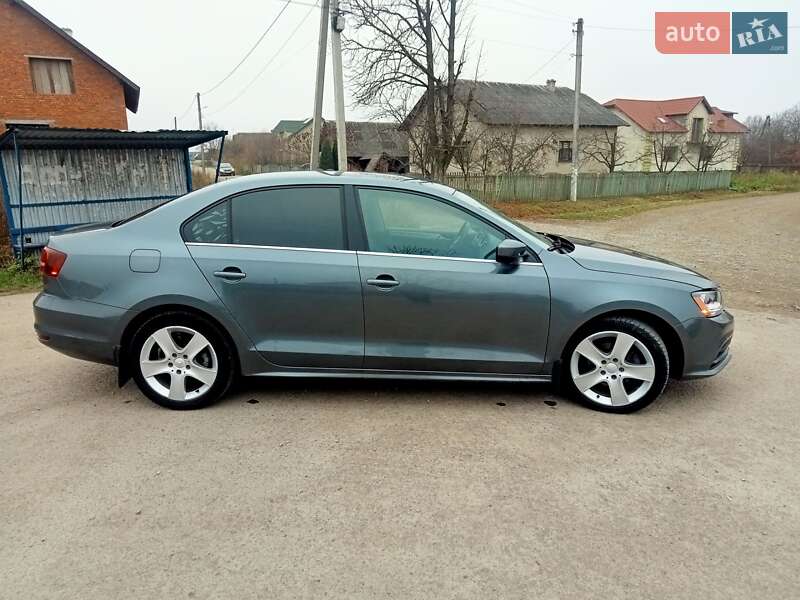 Седан Volkswagen Jetta 2017 в Івано-Франківську