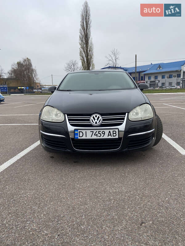 Седан Volkswagen Jetta 2005 в Житомирі
