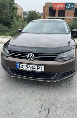 Седан Volkswagen Jetta 2012 в Львове