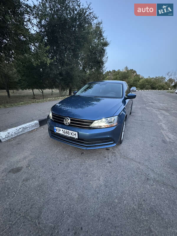 Седан Volkswagen Jetta 2015 в Запорожье