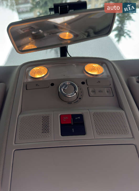 Седан Volkswagen Jetta 2015 в Львове