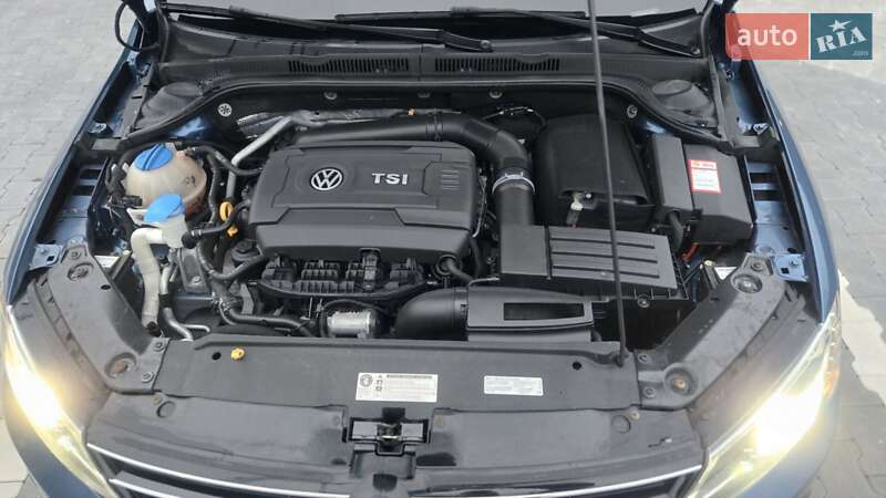 Седан Volkswagen Jetta 2015 в Ірпені