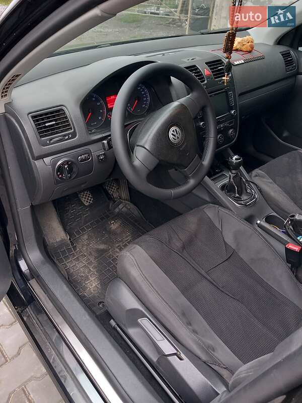 Седан Volkswagen Jetta 2008 в Ладыжине