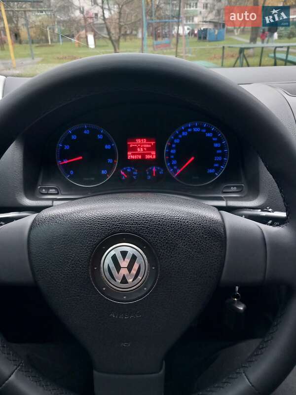 Седан Volkswagen Jetta 2008 в Ладыжине