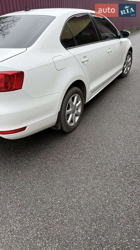 Седан Volkswagen Jetta 2014 в Умані фото 9 Седан Volkswagen Jetta 2014 в Умані