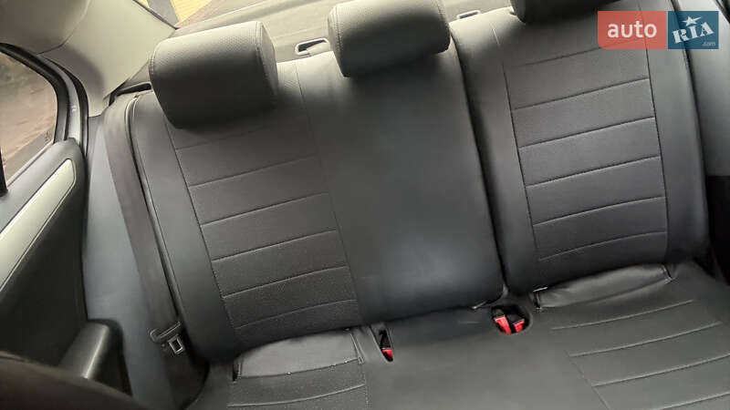 Седан Volkswagen Jetta 2014 в Умані фото 19 Седан Volkswagen Jetta 2014 в Умані