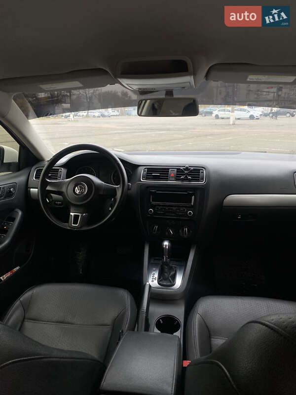 Седан Volkswagen Jetta 2012 в Киеве
