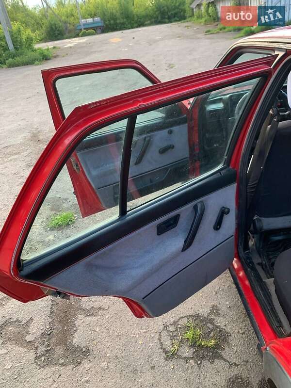 Седан Volkswagen Jetta 1991 в Дубно