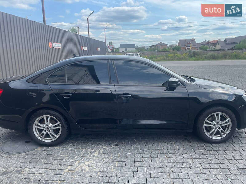 Седан Volkswagen Jetta 2014 в Софиевской Борщаговке фото 5 Седан Volkswagen Jetta 2014 в Софиевской Борщаговке