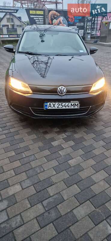 Седан Volkswagen Jetta 2014 в Харкові фото 20 Седан Volkswagen Jetta 2014 в Харкові