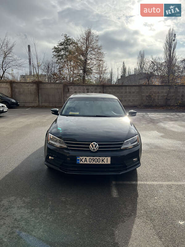 Седан Volkswagen Jetta 2014 в Києві