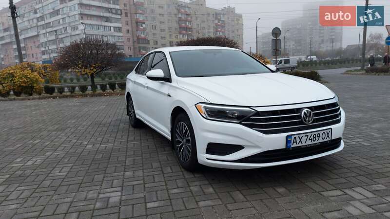 Седан Volkswagen Jetta 2021 в Запоріжжі