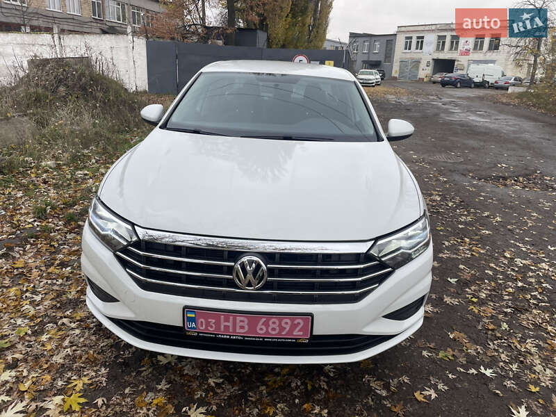 Седан Volkswagen Jetta 2018 в Киеве фото 2 Седан Volkswagen Jetta 2018 в Киеве