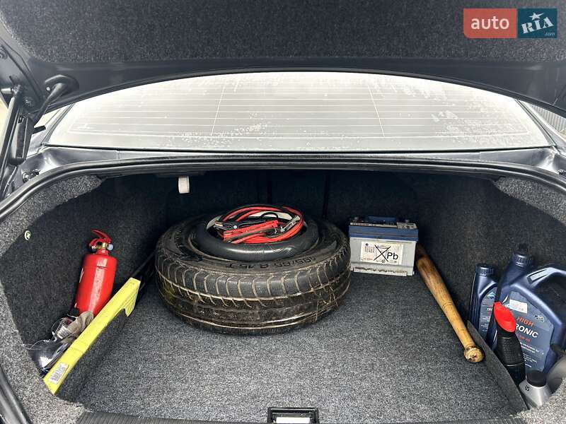 Седан Volkswagen Jetta 2005 в Летичеве