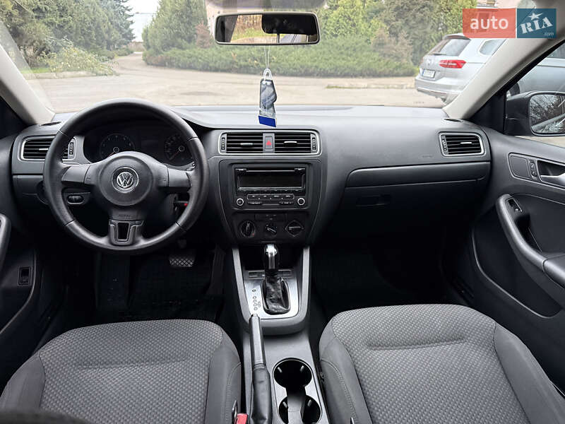 Седан Volkswagen Jetta 2012 в Нежине