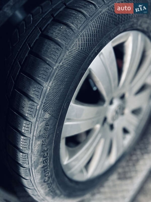 Седан Volkswagen Jetta 2007 в Ужгороде