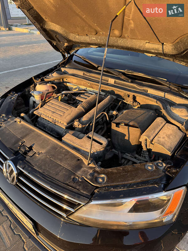 Седан Volkswagen Jetta 2016 в Києві фото 32 Седан Volkswagen Jetta 2016 в Києві