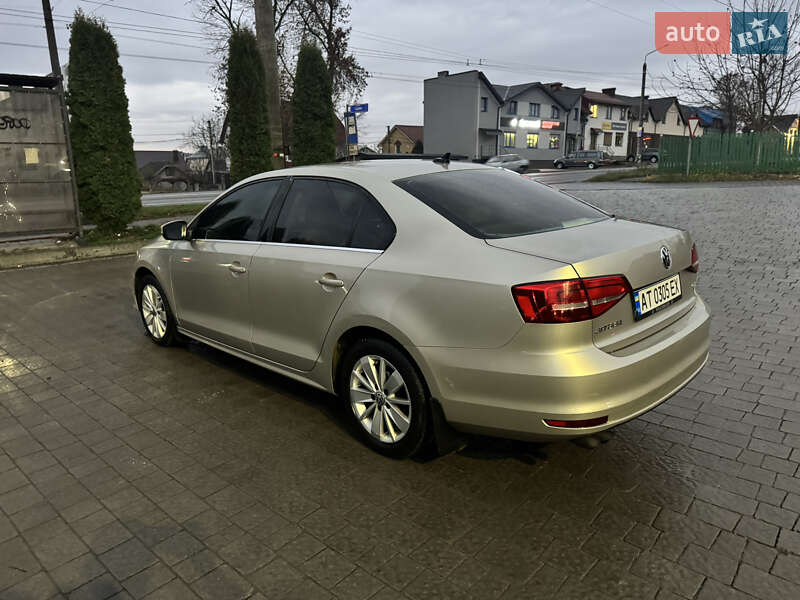 Седан Volkswagen Jetta 2015 в Івано-Франківську фото 4 Седан Volkswagen Jetta 2015 в Івано-Франківську