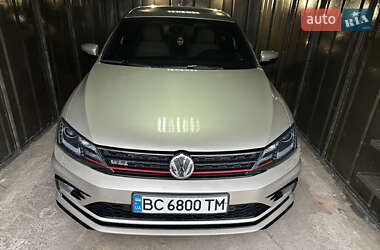 Volkswagen Jetta 2014