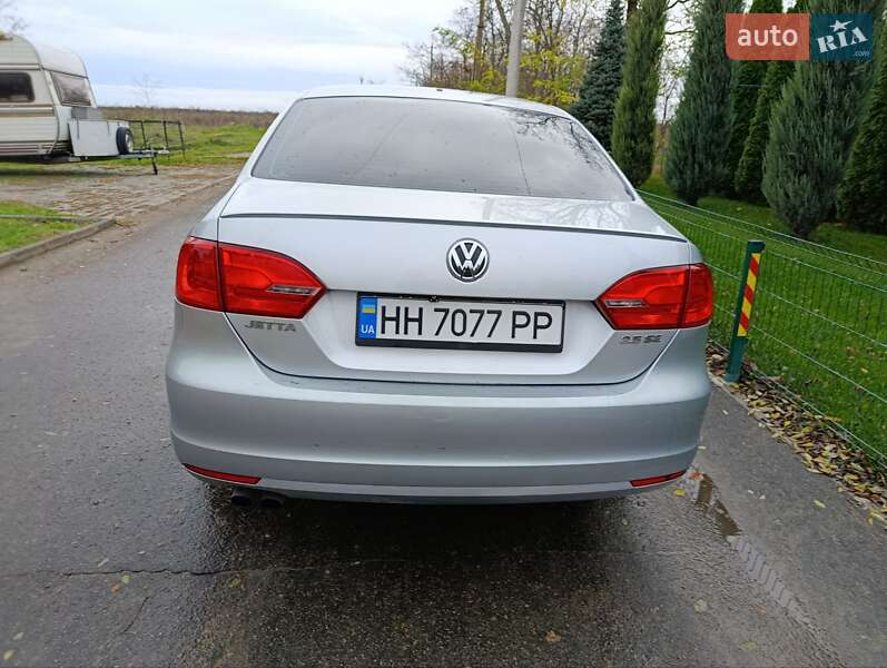 Седан Volkswagen Jetta 2011 в Одессе
