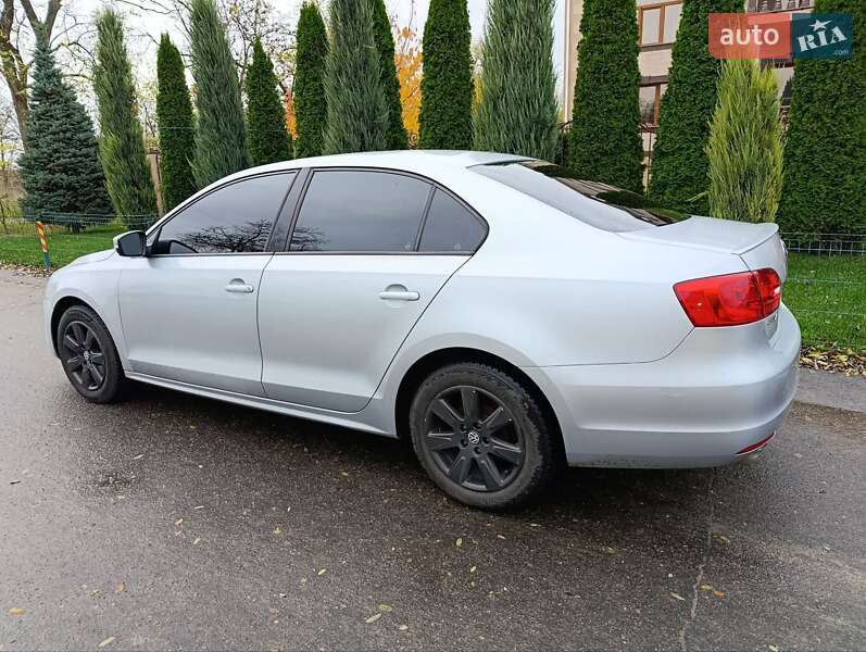 Седан Volkswagen Jetta 2011 в Одессе
