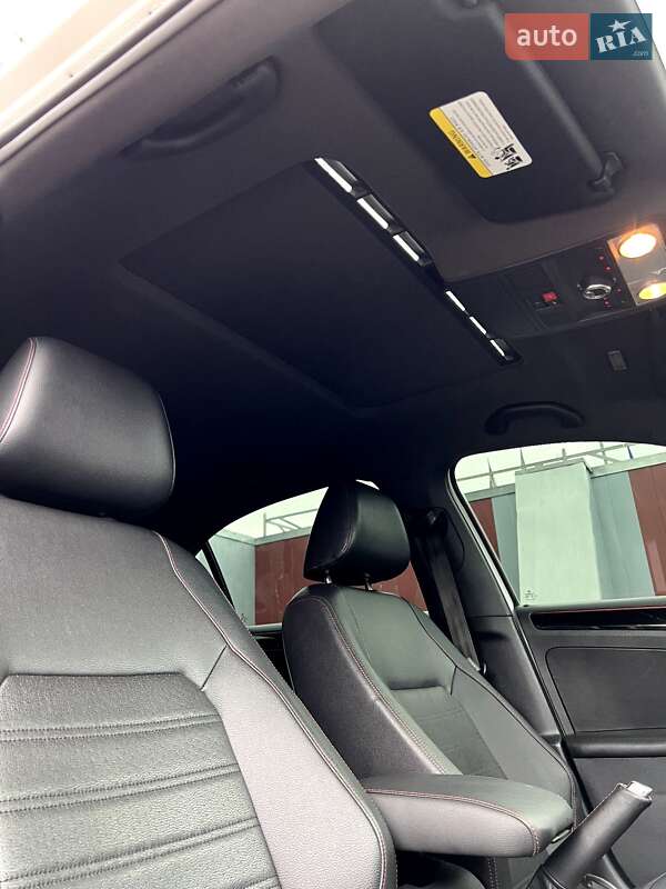 Седан Volkswagen Jetta 2017 в Валках