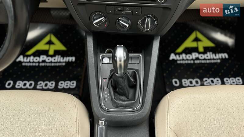 Седан Volkswagen Jetta 2016 в Киеве фото 27 Седан Volkswagen Jetta 2016 в Киеве