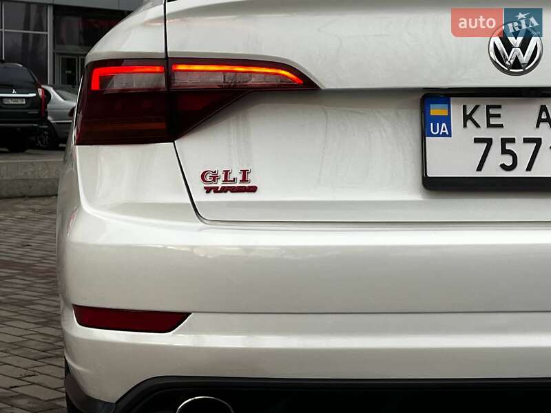 Седан Volkswagen Jetta 2019 в Днепре фото 6 Седан Volkswagen Jetta 2019 в Днепре