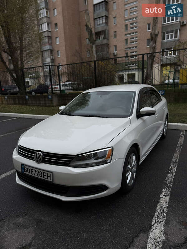 Седан Volkswagen Jetta 2012 в Харкові фото Седан Volkswagen Jetta 2012 в Харкові