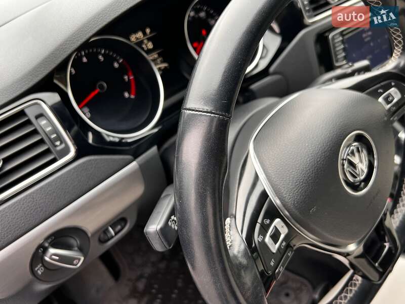 Седан Volkswagen Jetta 2017 в Макарові