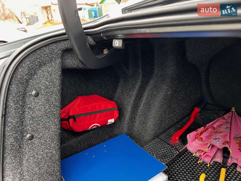 Седан Volkswagen Jetta 2017 в Макарові