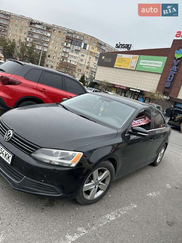 Седан Volkswagen Jetta 2014 в Каменском фото 3 Седан Volkswagen Jetta 2014 в Каменском