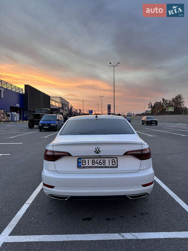 Седан Volkswagen Jetta 2018 в Полтаві