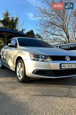 Седан Volkswagen Jetta 2010 в Кривом Роге