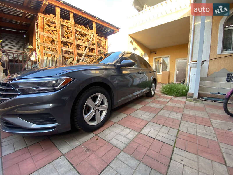 Седан Volkswagen Jetta 2018 в Броварах