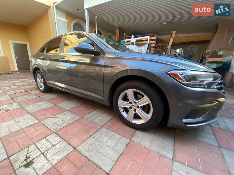 Седан Volkswagen Jetta 2018 в Броварах