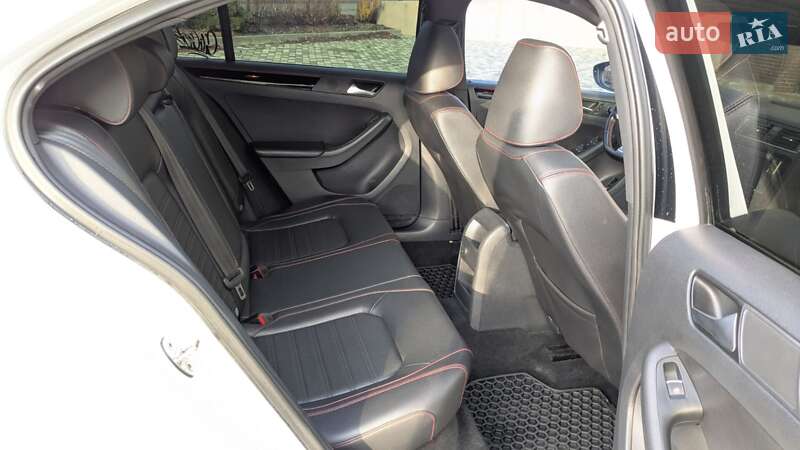 Седан Volkswagen Jetta 2017 в Харкові фото 29 Седан Volkswagen Jetta 2017 в Харкові