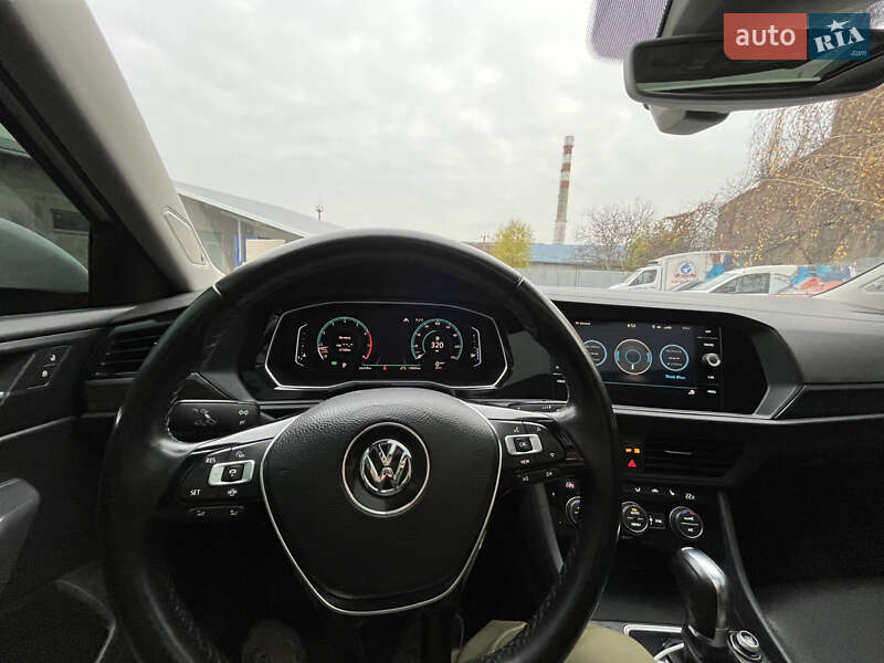 Седан Volkswagen Jetta 2018 в Ужгороді фото 31 Седан Volkswagen Jetta 2018 в Ужгороді