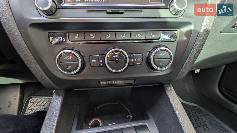 Седан Volkswagen Jetta 2013 в Одессе фото 17 Седан Volkswagen Jetta 2013 в Одессе