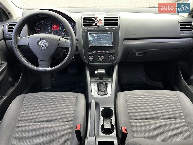 Седан Volkswagen Jetta 2008 в Днепре фото 27 Седан Volkswagen Jetta 2008 в Днепре