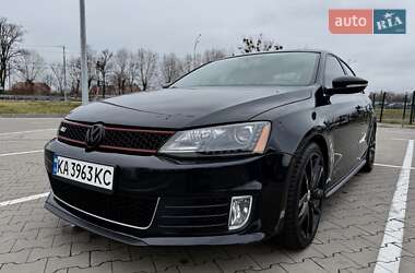 Седан Volkswagen Jetta 2013 в Вышгороде