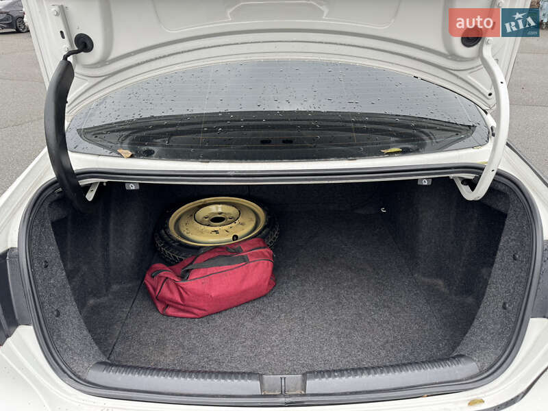 Седан Volkswagen Jetta 2012 в Мироновке фото 11 Седан Volkswagen Jetta 2012 в Мироновке