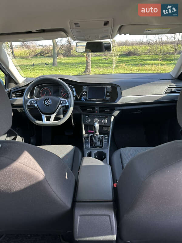 Седан Volkswagen Jetta 2018 в Ізмаїлі