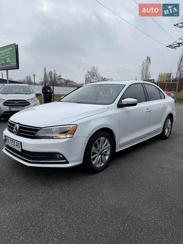 Седан Volkswagen Jetta 2016 в Києві